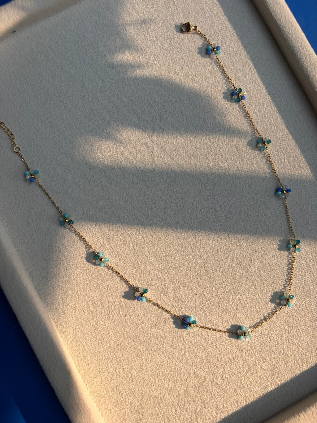 Beaded Blue Flower Neckchain