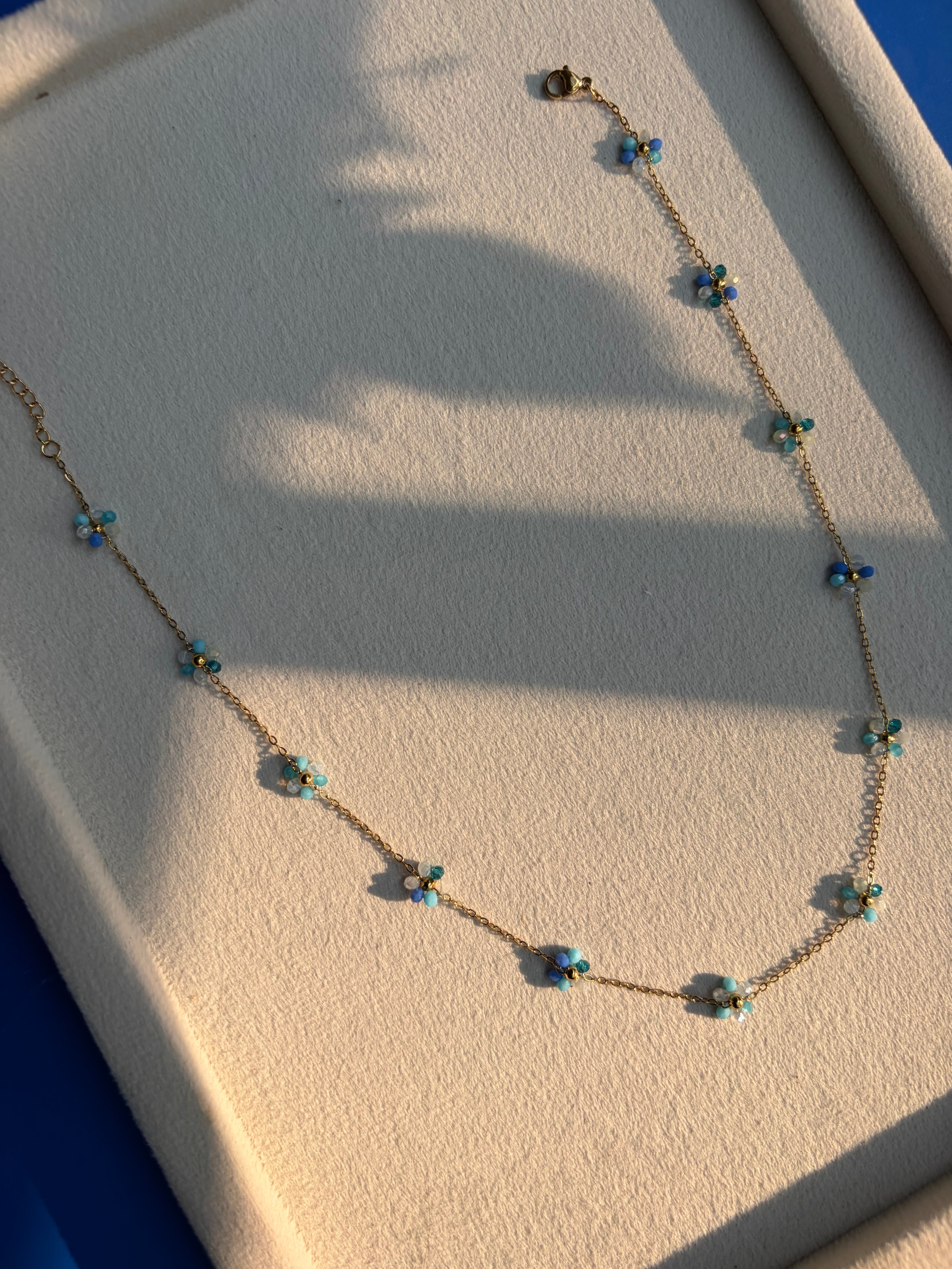 Beaded Blue Flower Neckchain