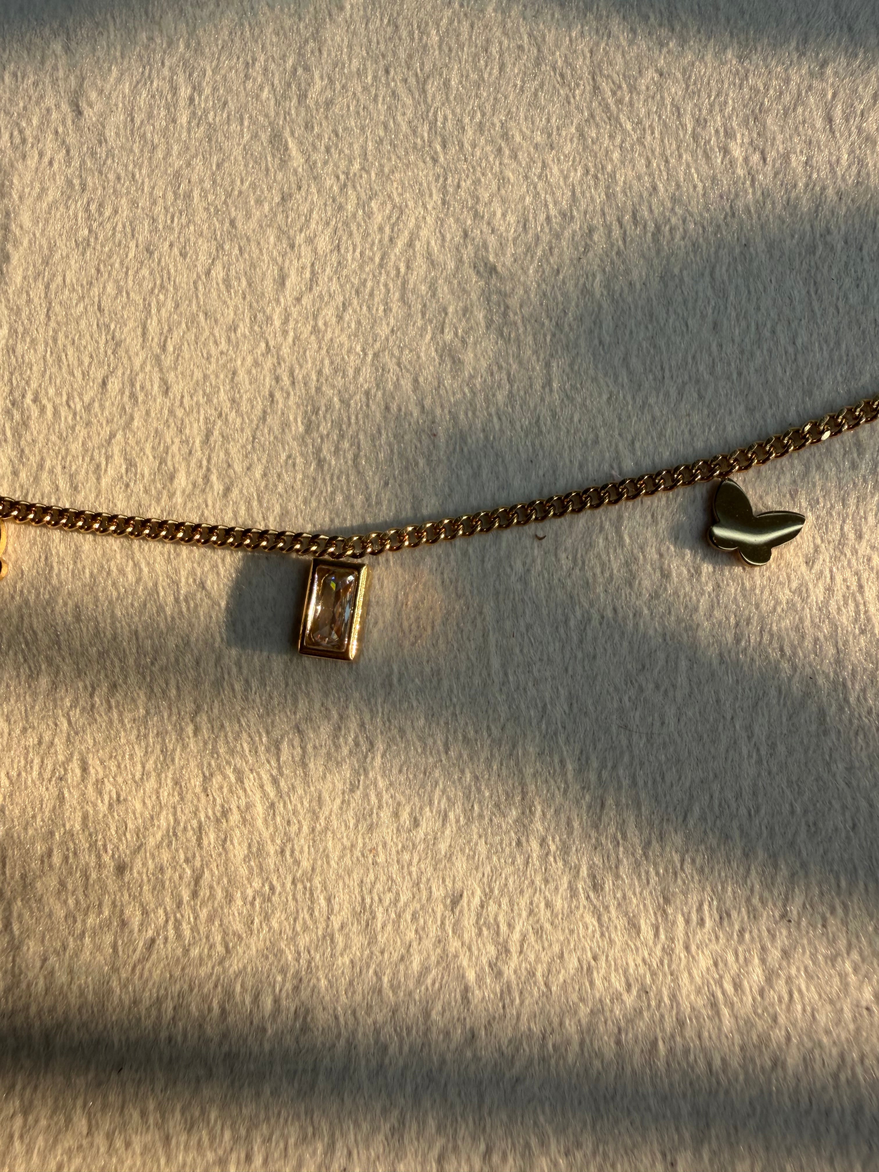 White & Butterfly Neckchain