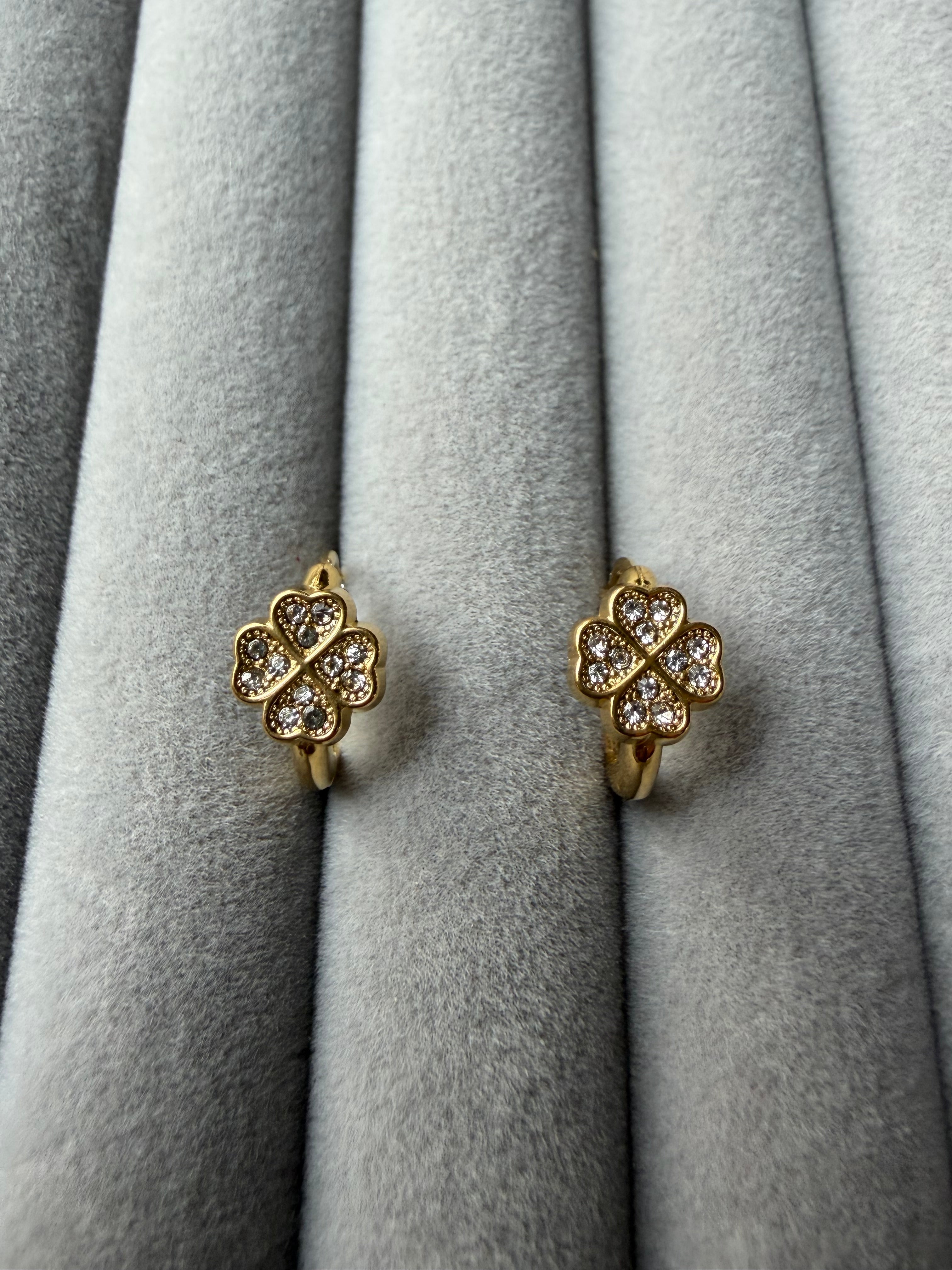 Clover earring
