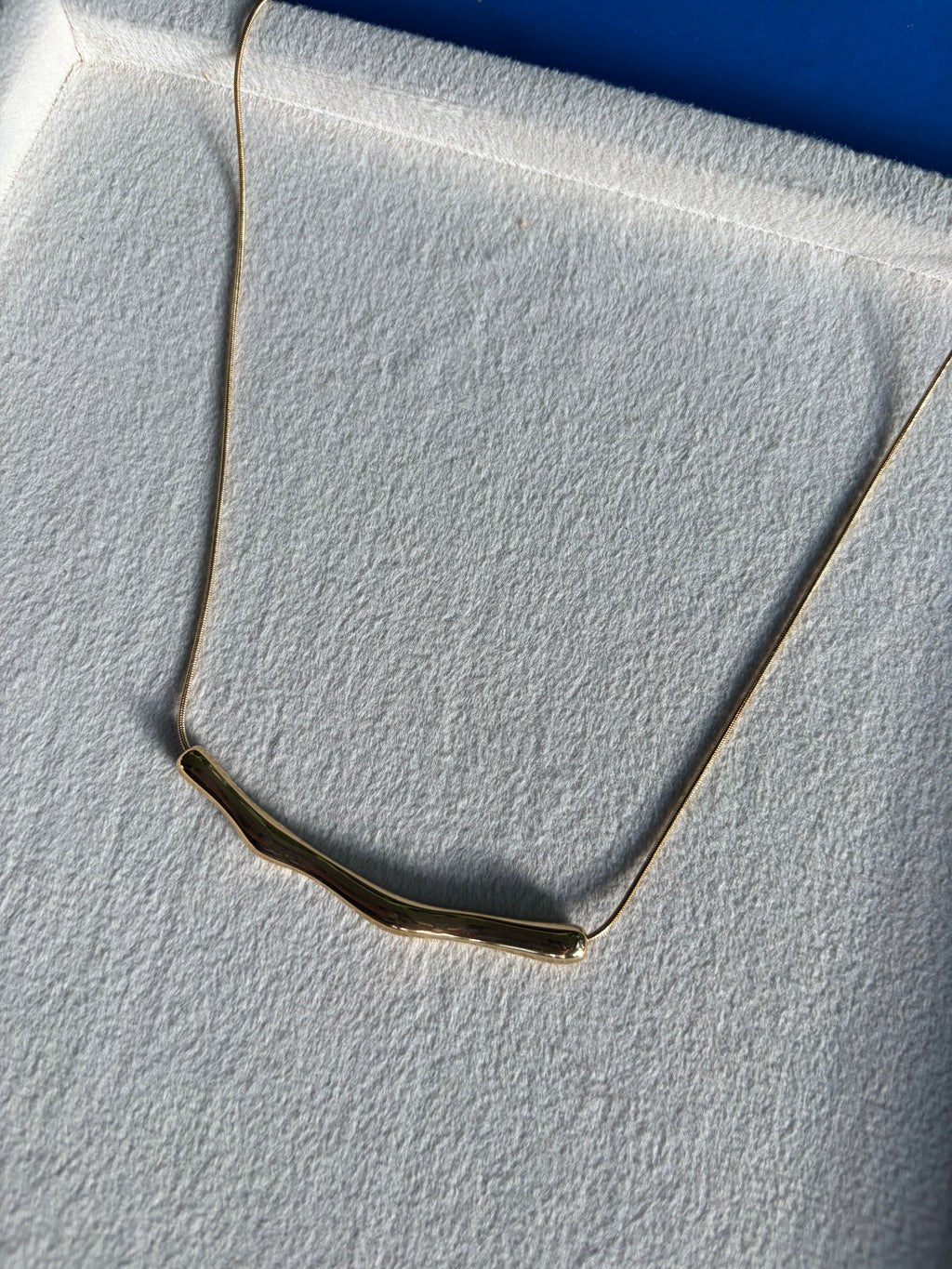 Molten Bar Snake Chain Neckchain