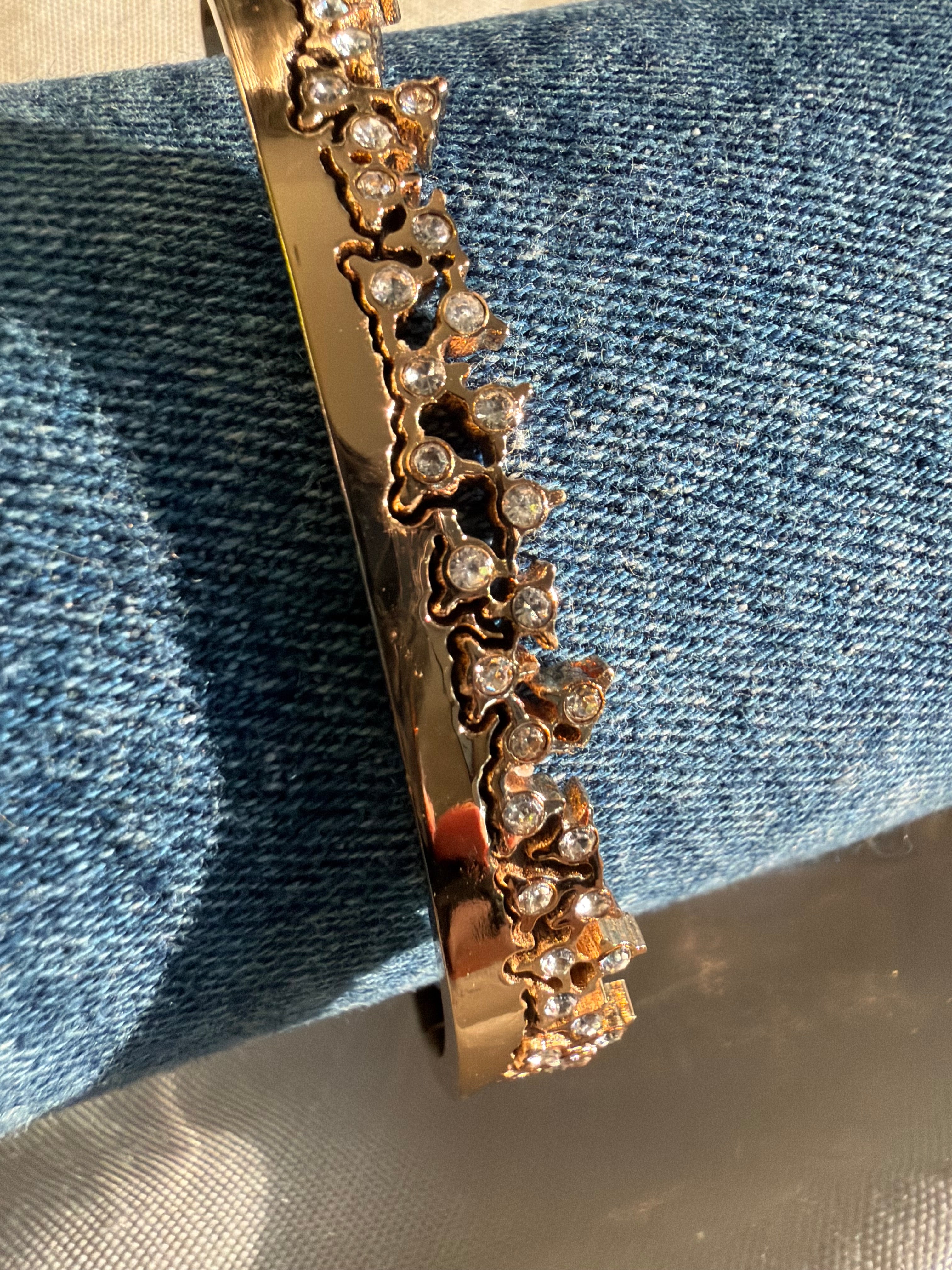 Elite bracelet