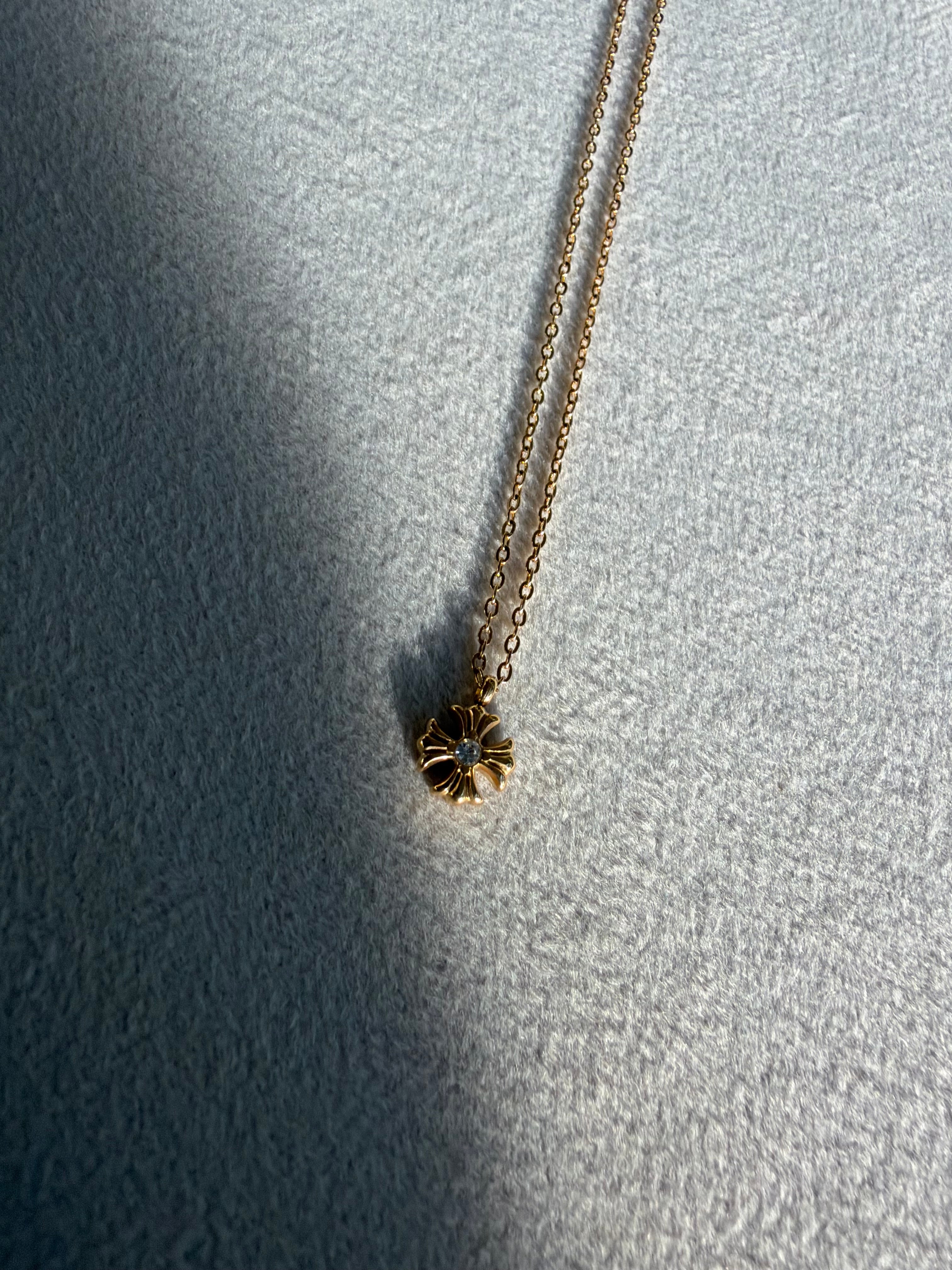 Gold Floral Cross Pendant Neckchain