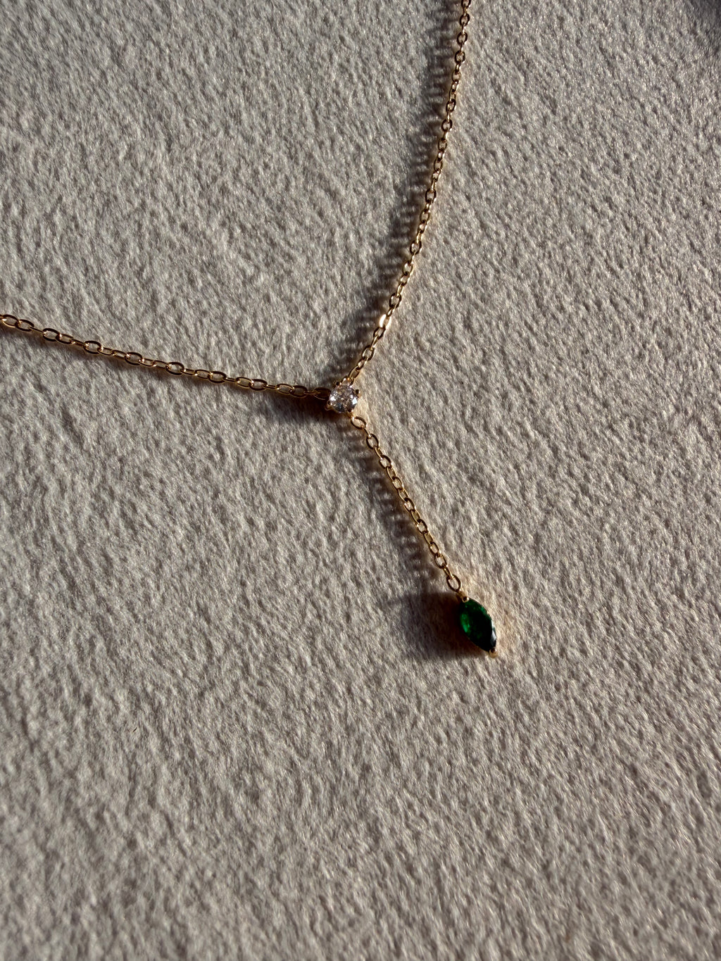 Emerald Lariat Y-Neckchain