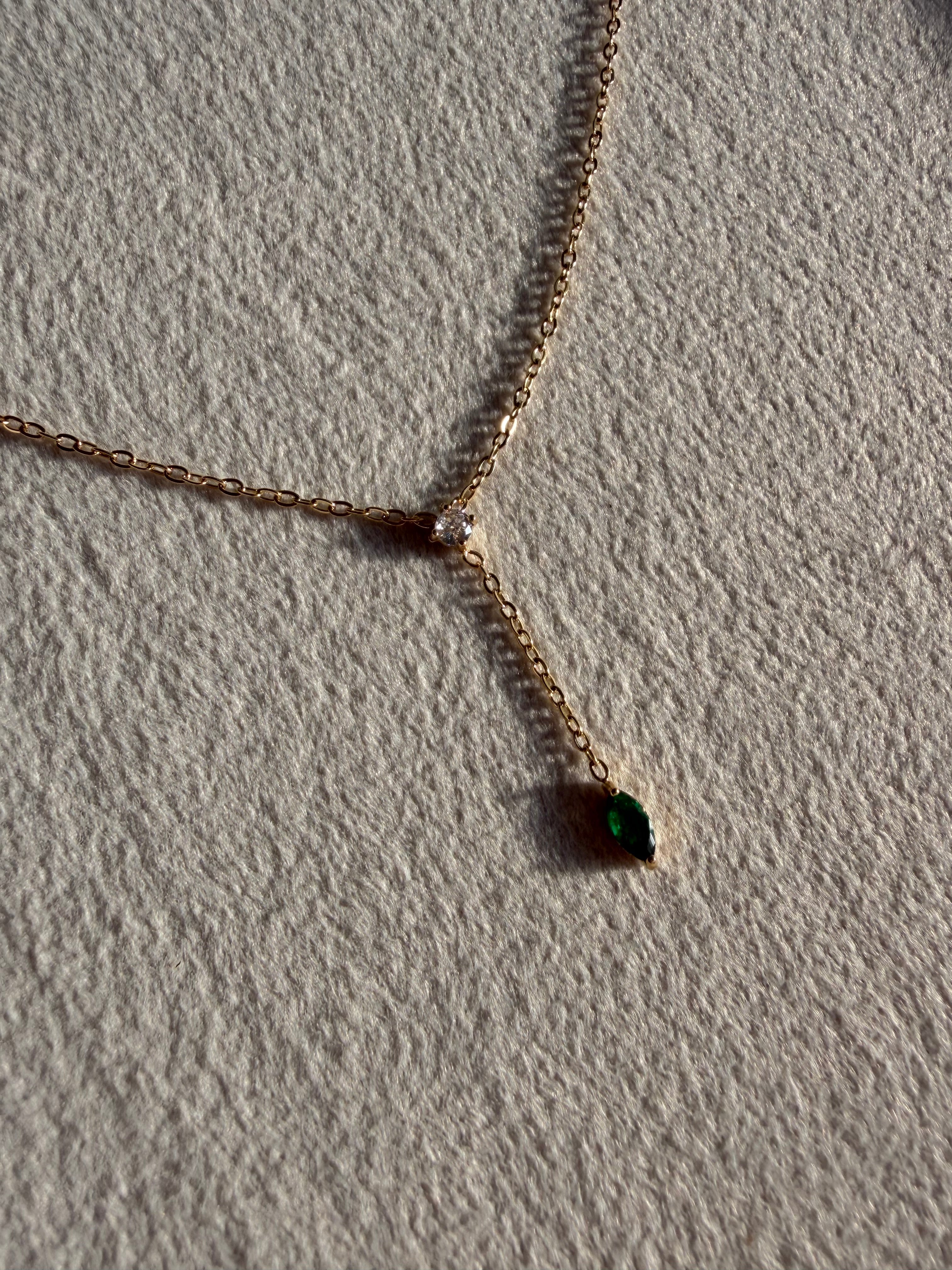 Emerald Lariat Y-Neckchain