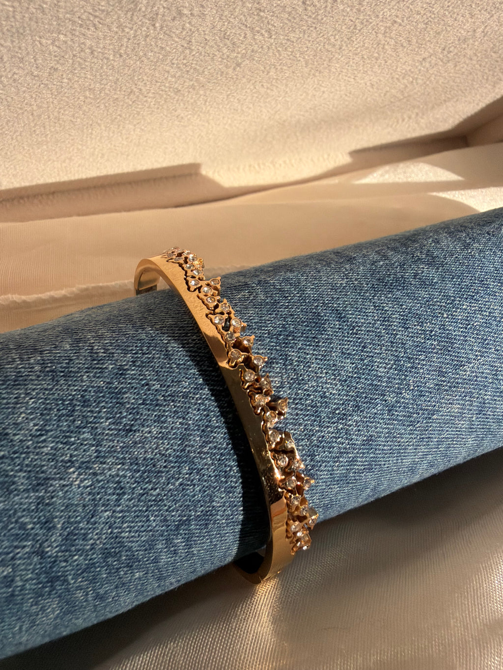 Elite bracelet