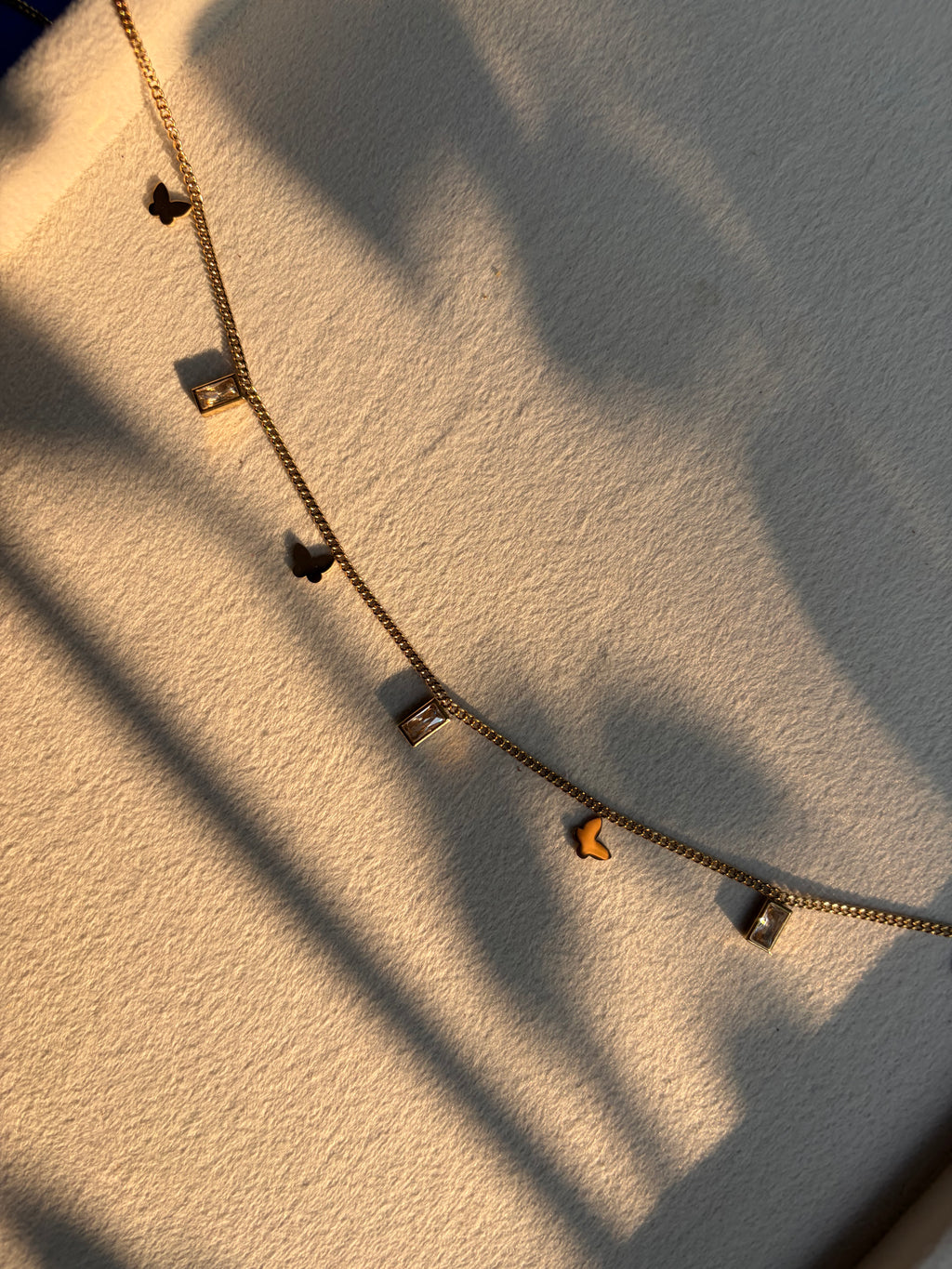 White & Butterfly Neckchain