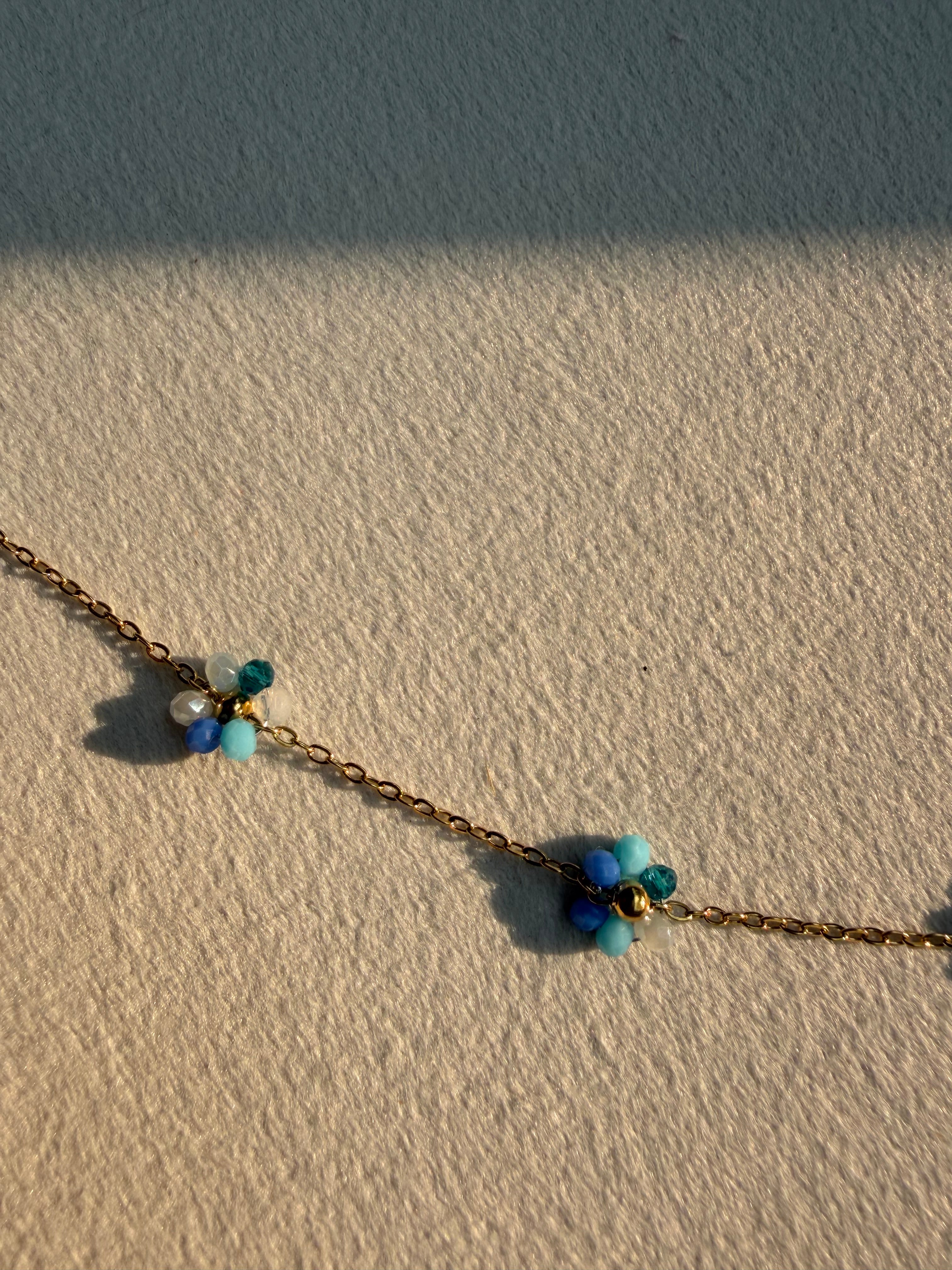Beaded Blue Flower Neckchain
