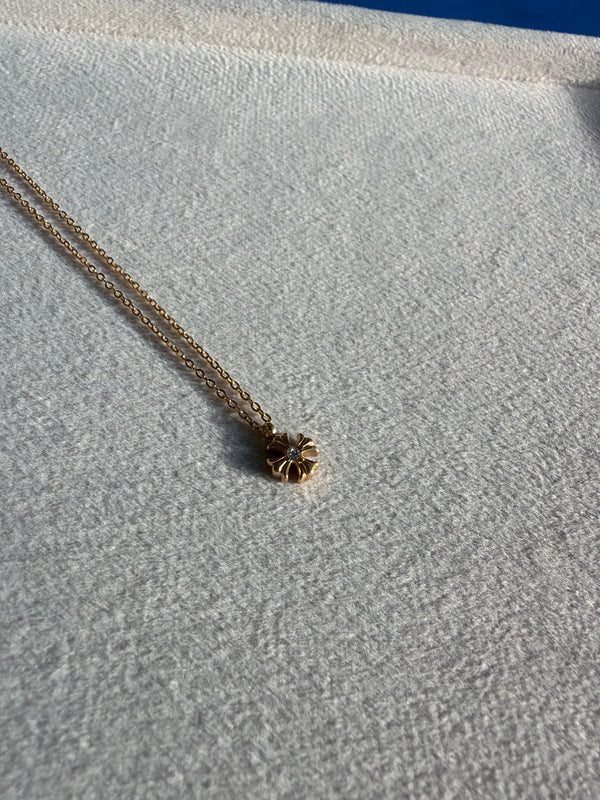 Gold Floral Cross Pendant Neckchain