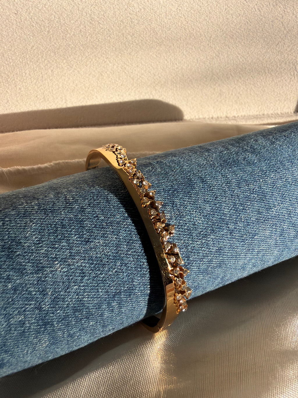 Elite bracelet