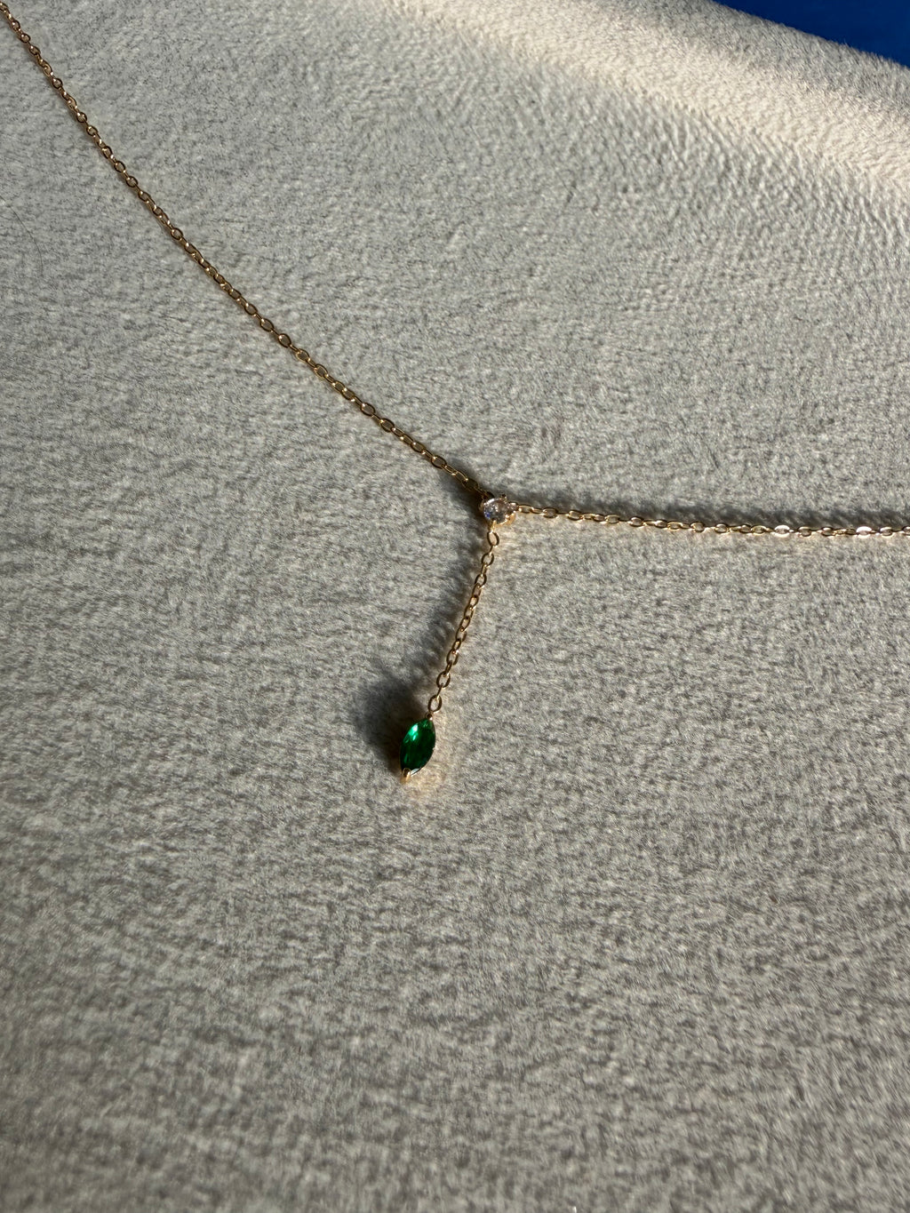 Emerald Lariat Y-Neckchain