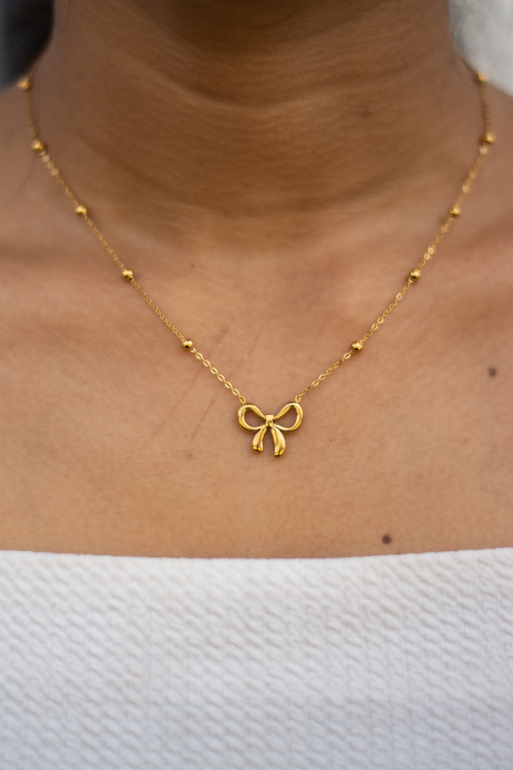 The Bow Neckchain