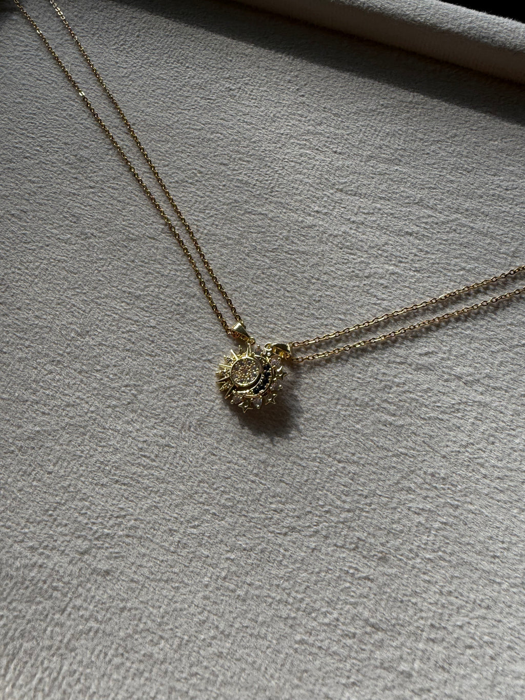 Sun and Moon Neckchain set