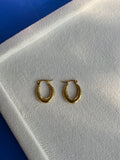 Sleek Oval Hoop