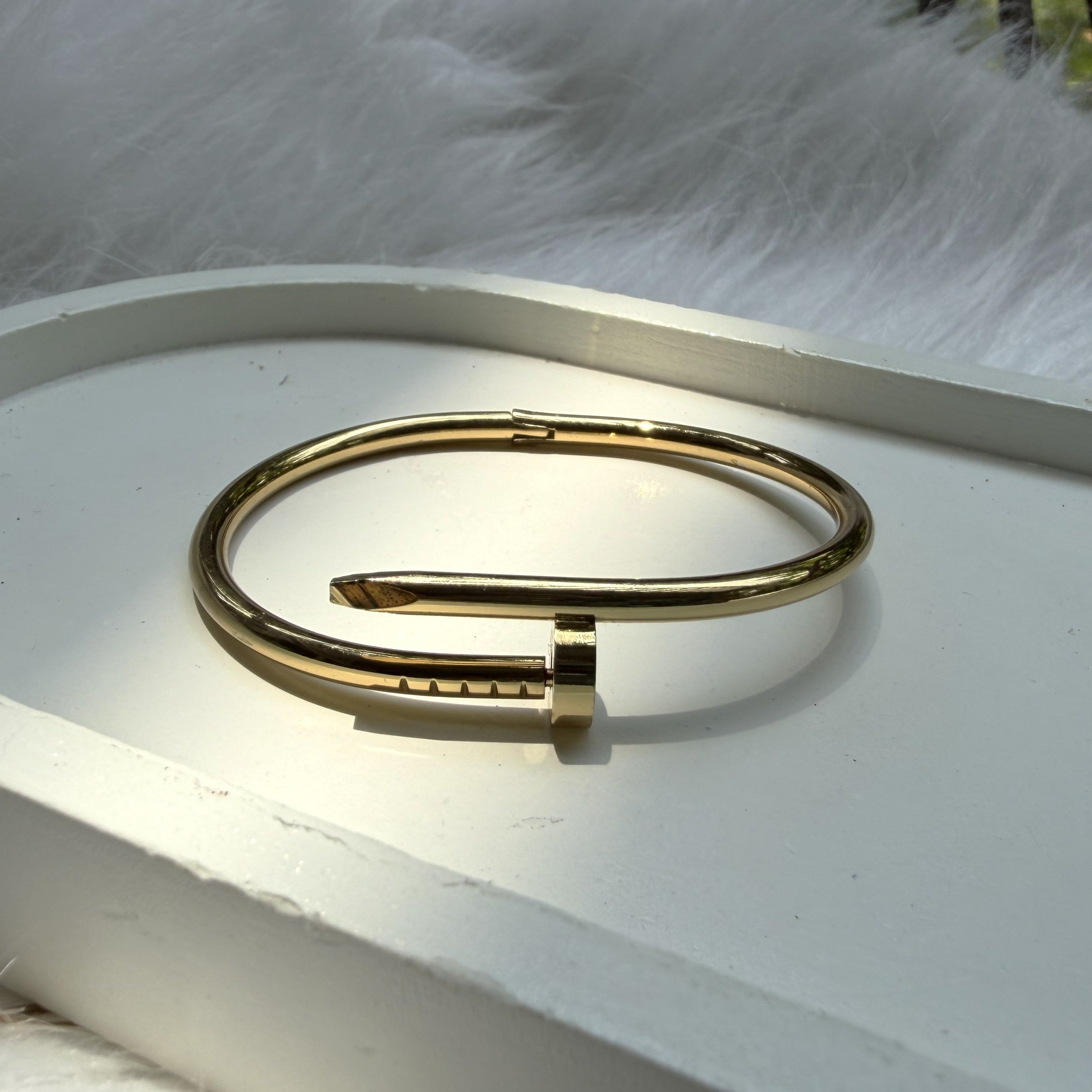 Nail Cartier Bracelet (Small Size)