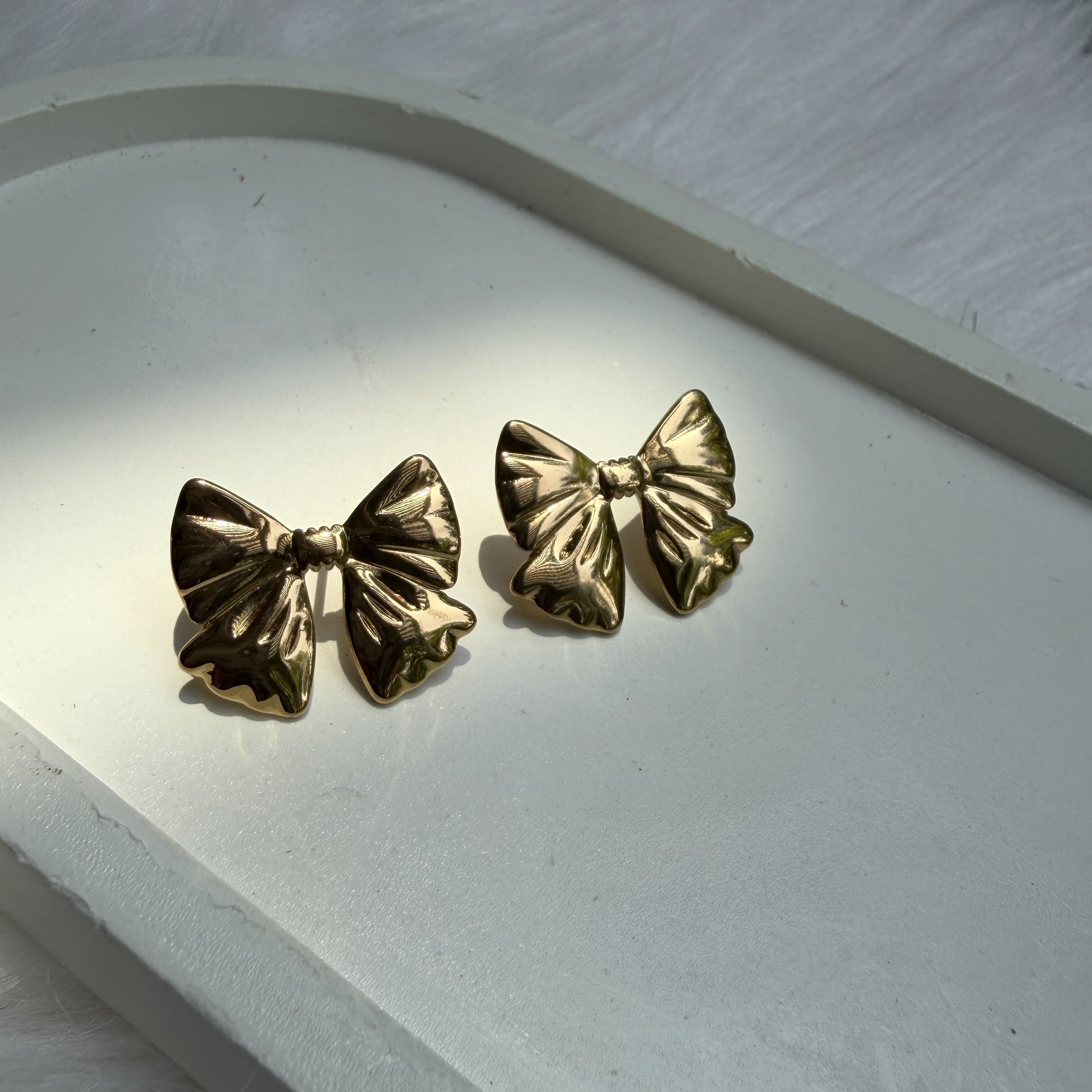 Bow Earring