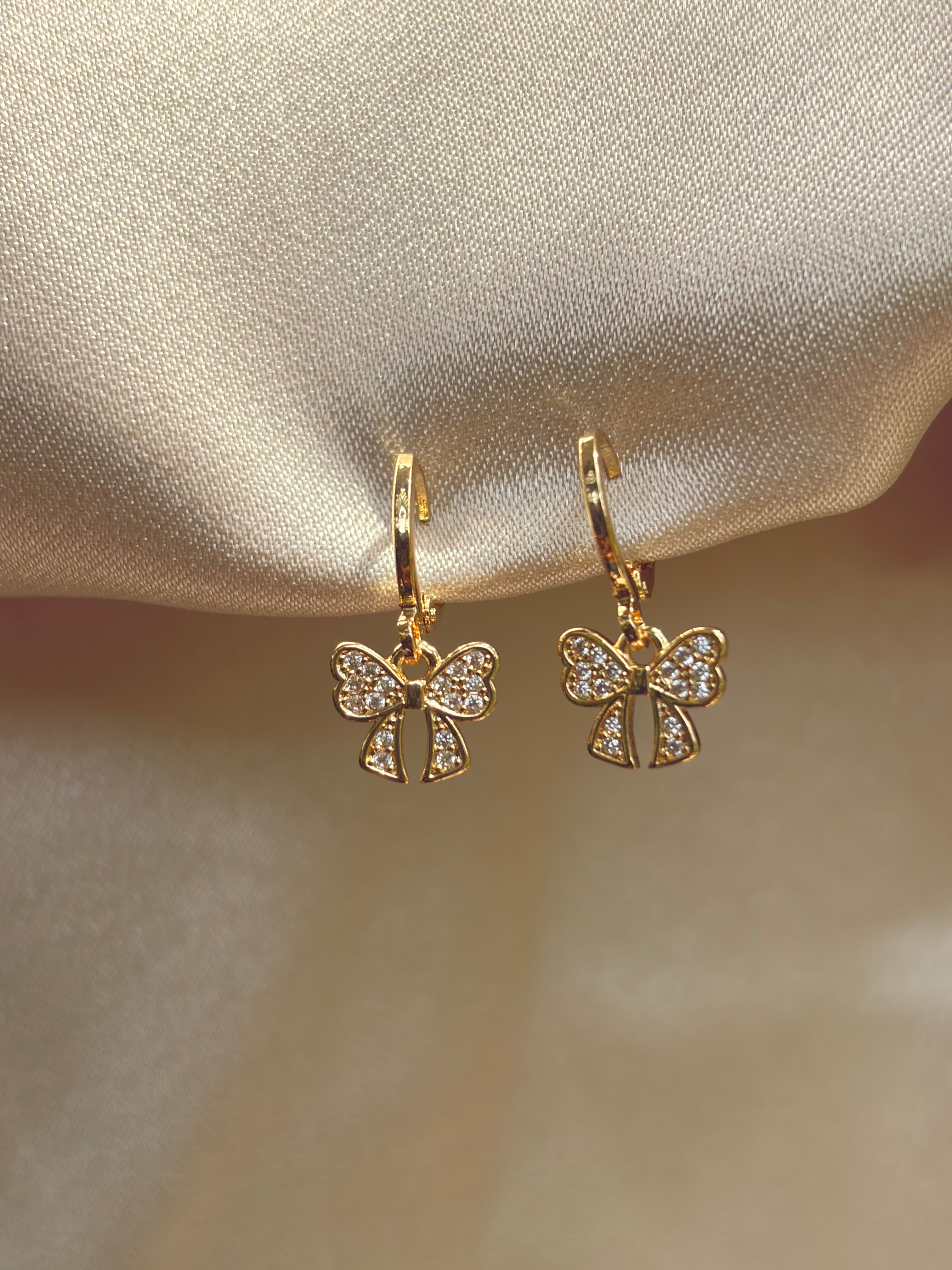 Bow wow Drop Earrings