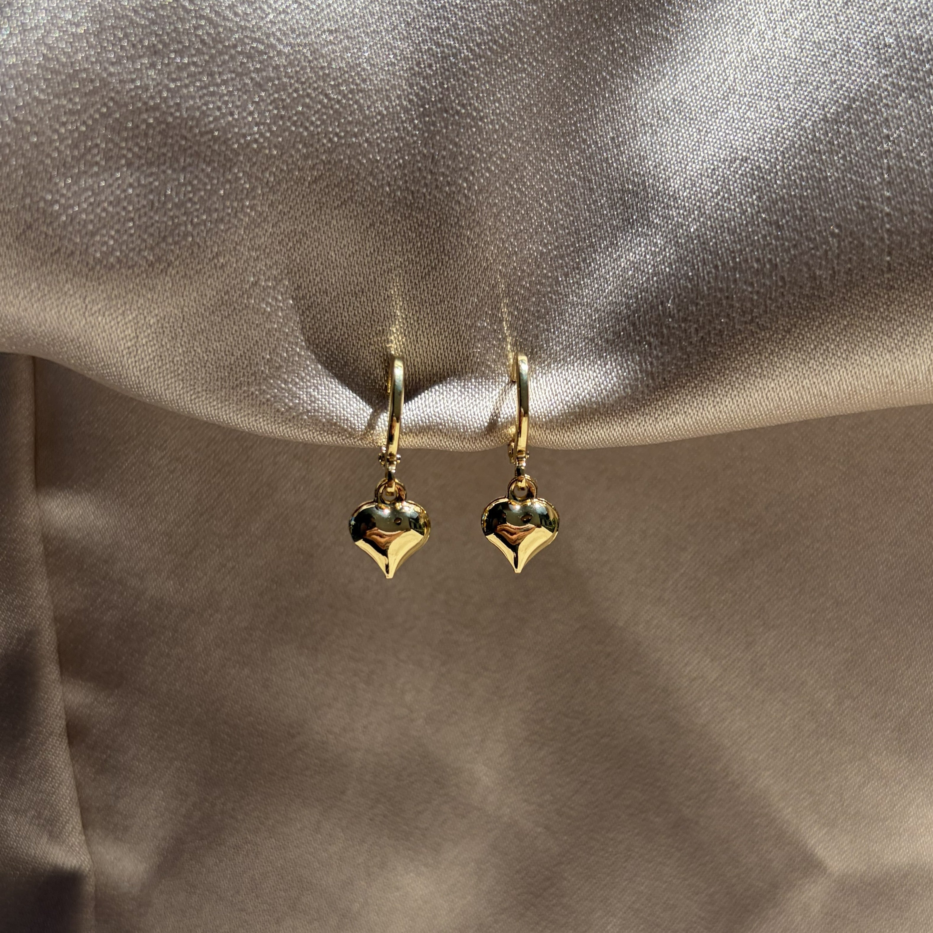 Golden heart drop earrings