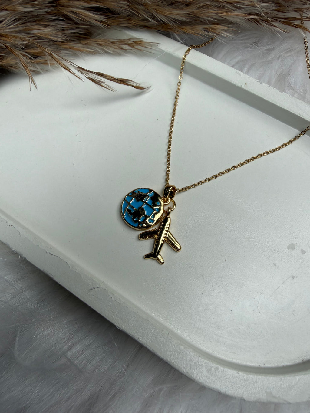 Wanderlust Neckchain