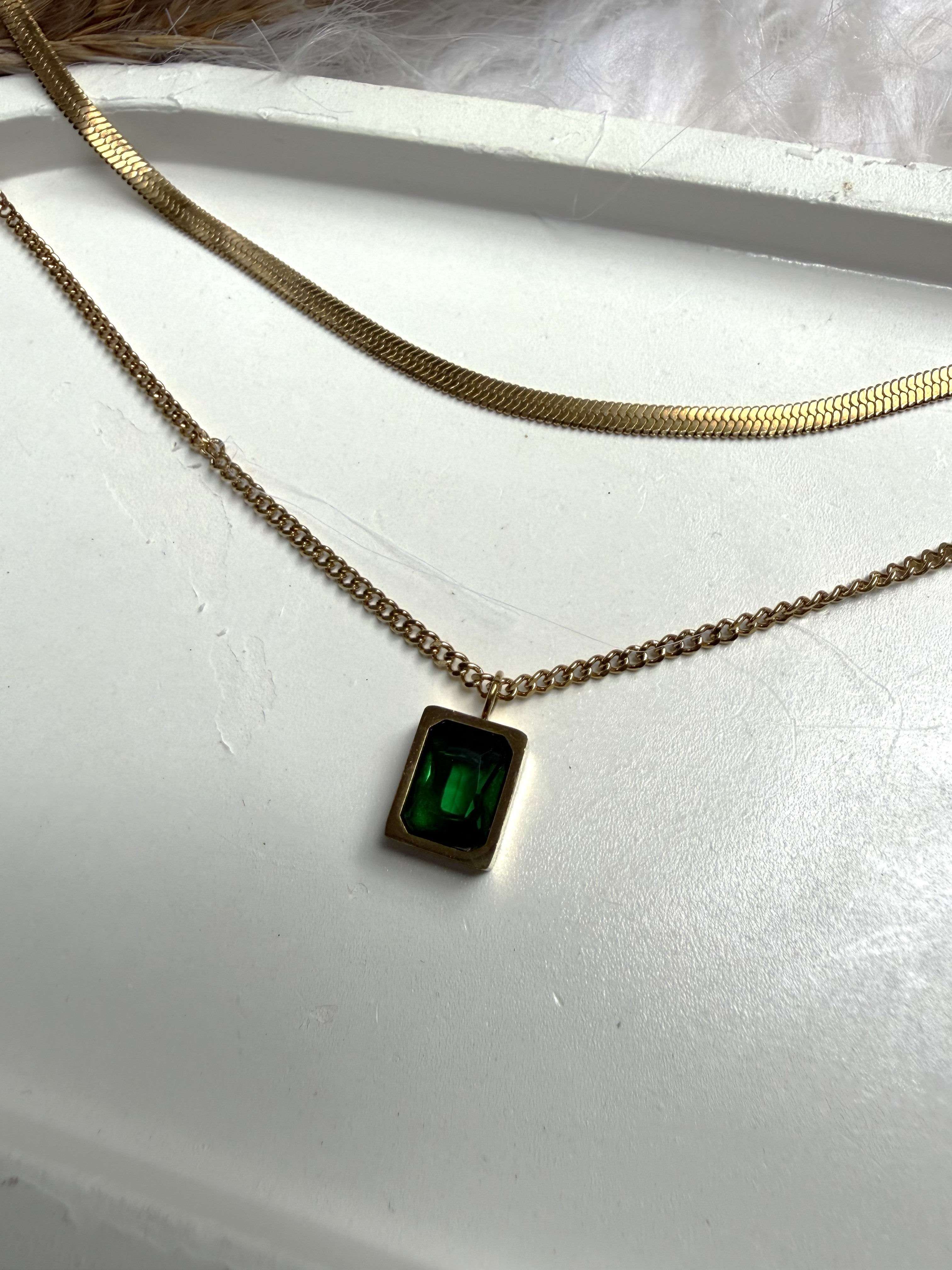 Emerald Double Layer Neckchain