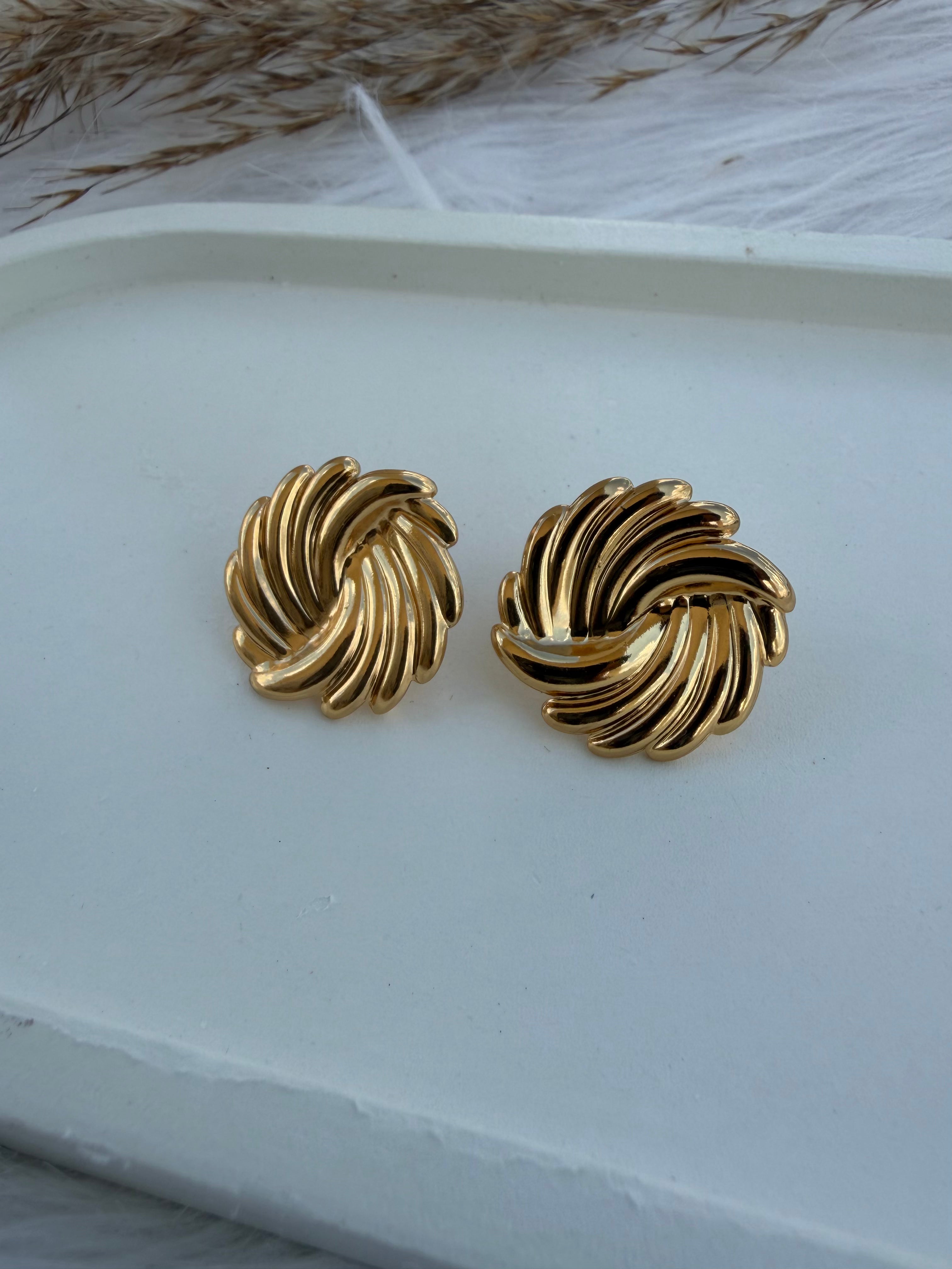 Whirly Earring