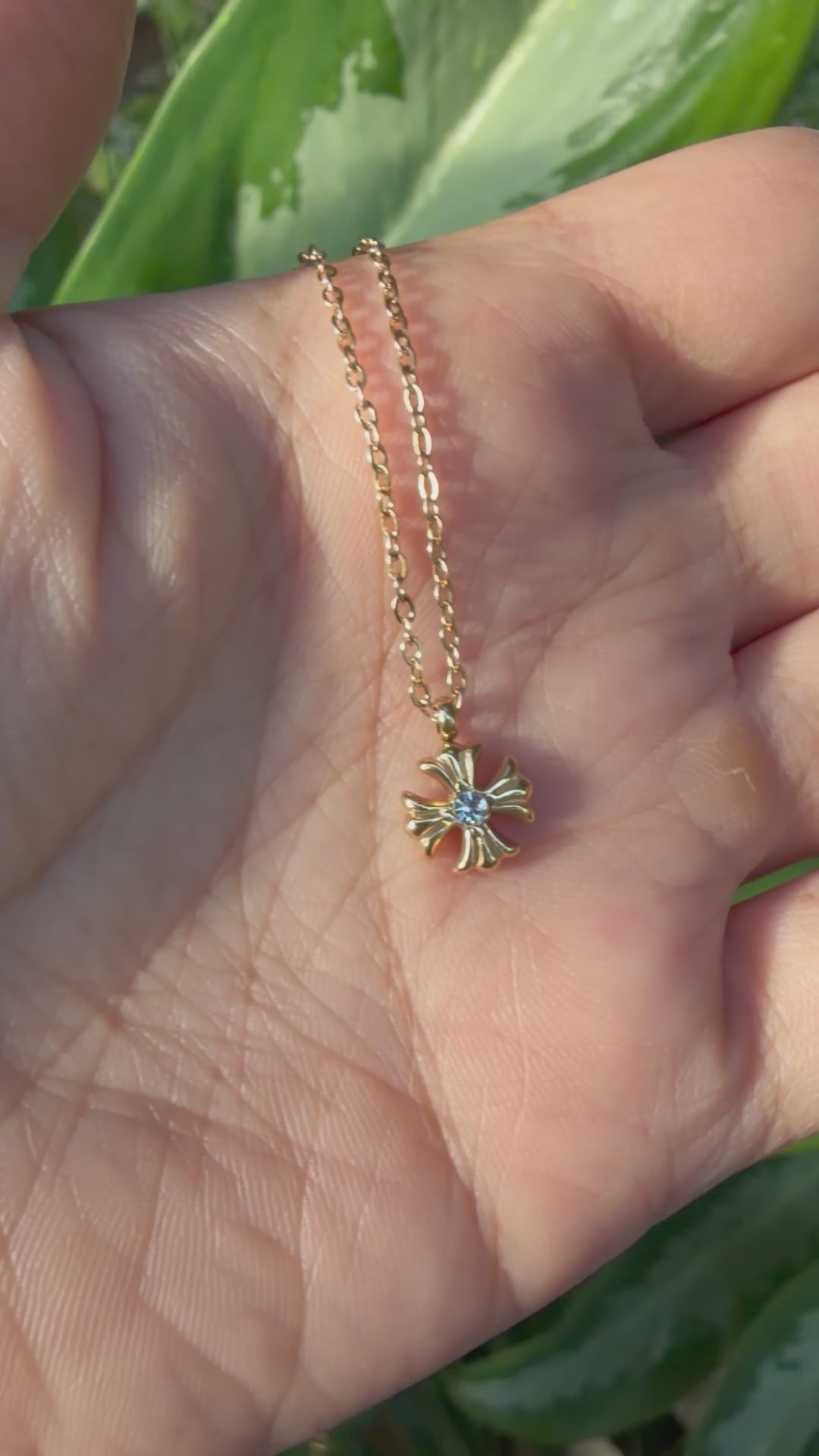 Gold Floral Cross Pendant Neckchain