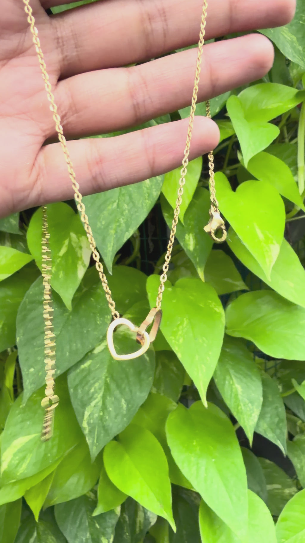 Dainty Link Heart Neckchain (Gold)