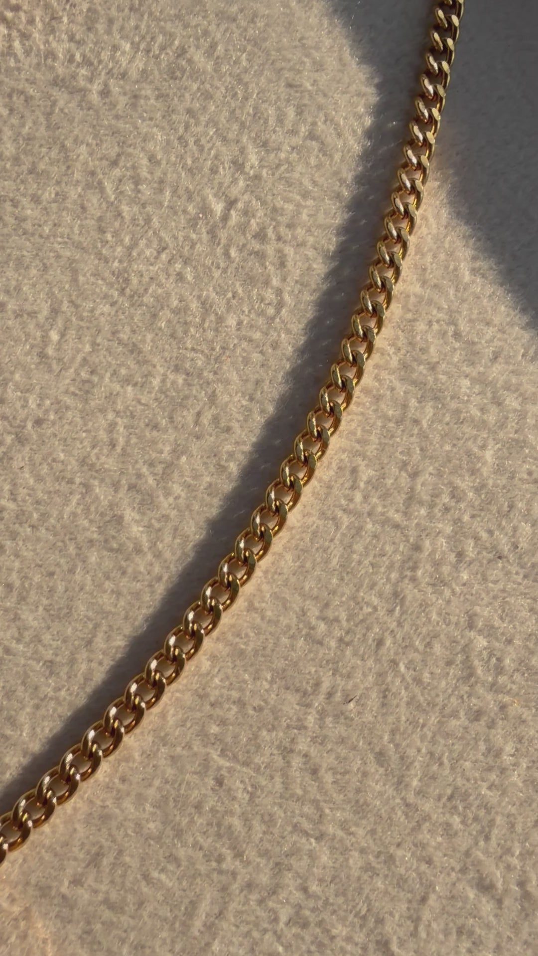 RIRI Neckchain