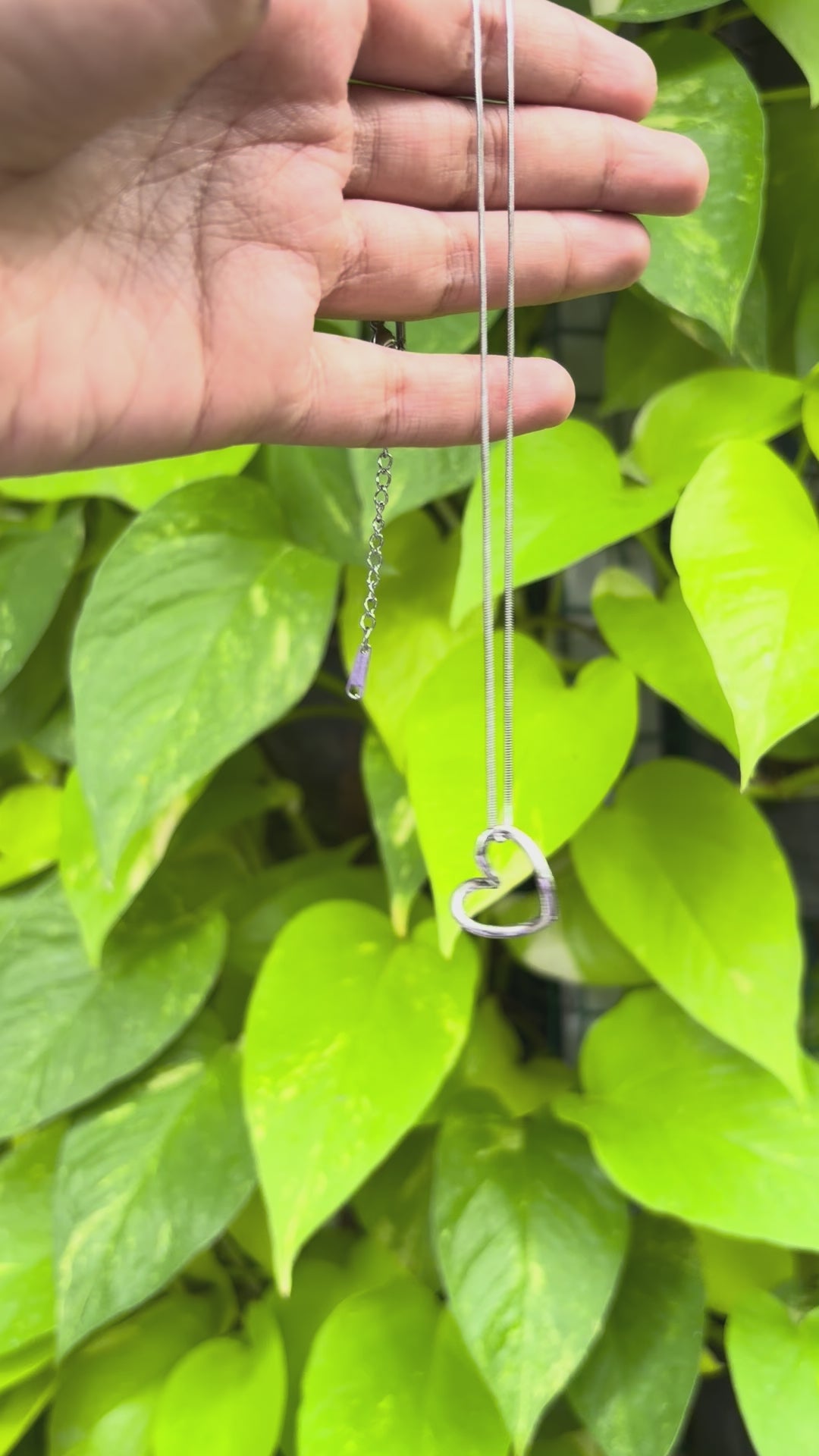 Silver Wire Heart Neckchain