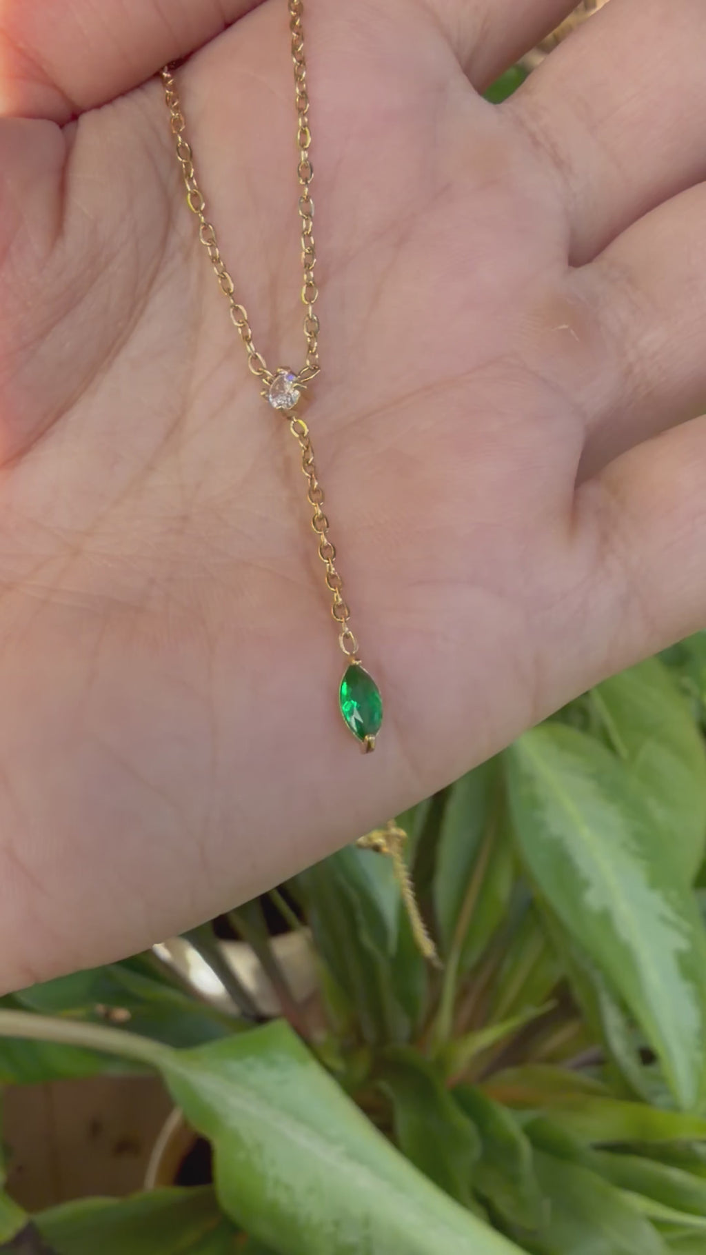 Emerald Lariat Y-Neckchain